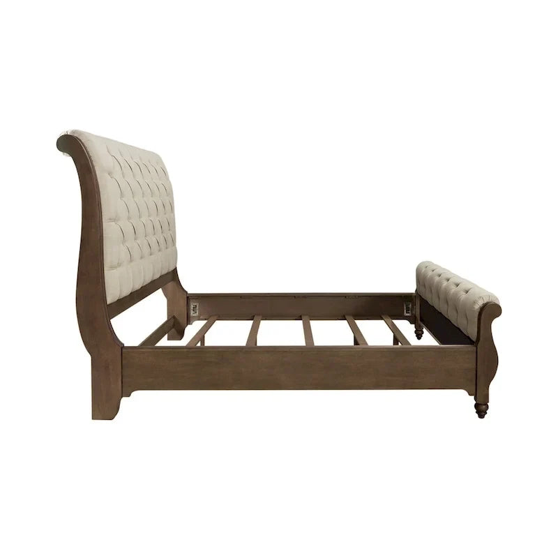 Ensemble de chambre à coucher Americana Farmhouse comprenant un lit traîneau, une commode et un miroir