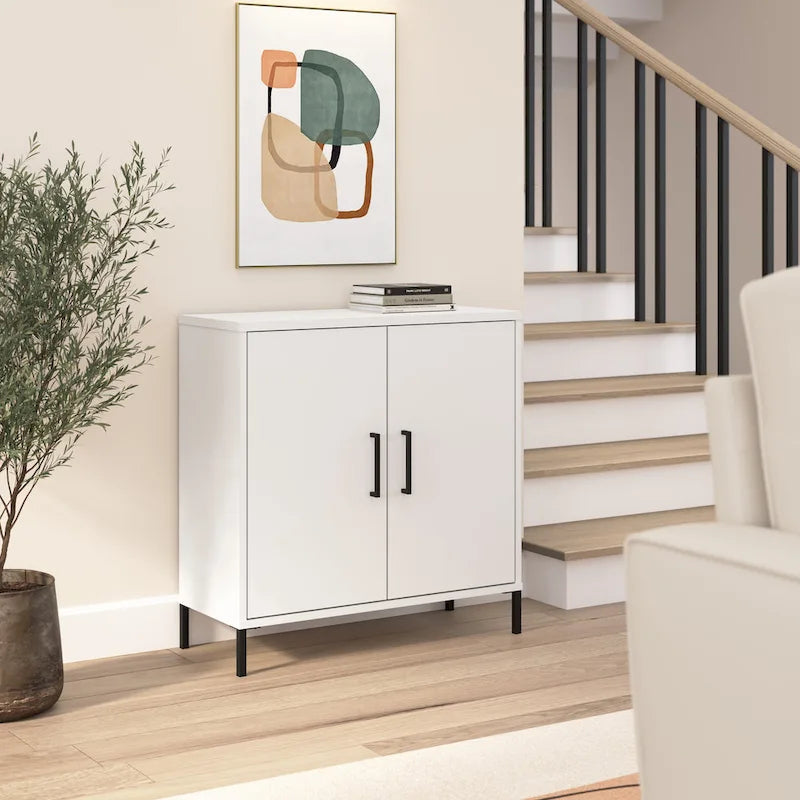 Petit meuble de rangement Essence avec portes par Bush Furniture