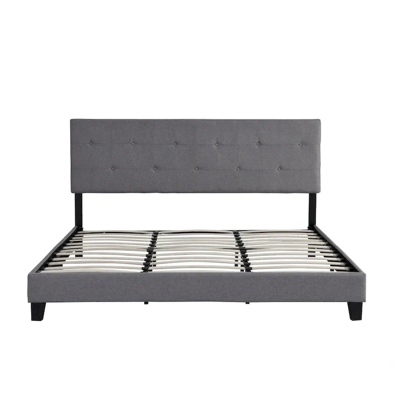Lit plateforme King capitonné avec tête de lit en lin touffeté de boutons