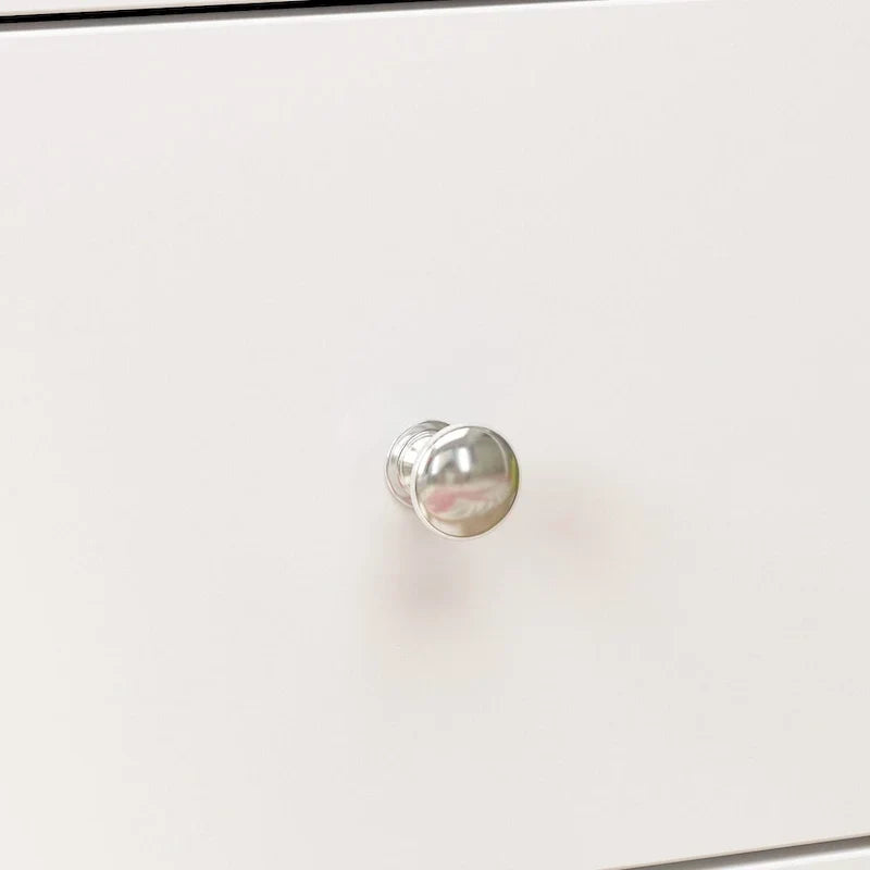 Commode laquée 55.1 po (140 cm) de largeur, coffre de rangement, commode de chambre à coucher