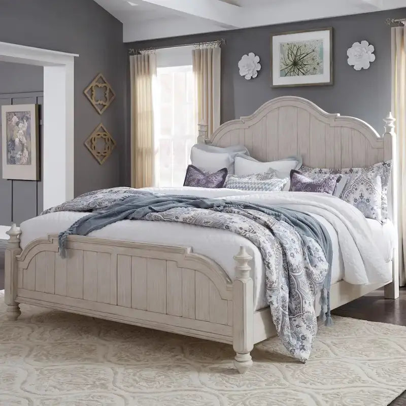 Lit à baldaquin king Farmhouse Reimagined Antique White and Chestnut