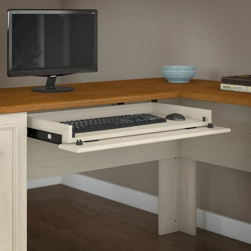 Bureau 60W Fairview avec huche, armoire et bibliothèque de Bush Furniture