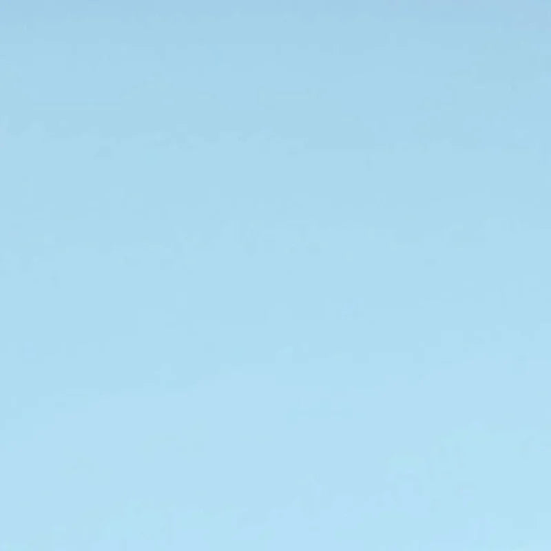 Bureau d'ordinateur moderne Belzie de 30 pouces en acier avec ports USB par Furniture of America