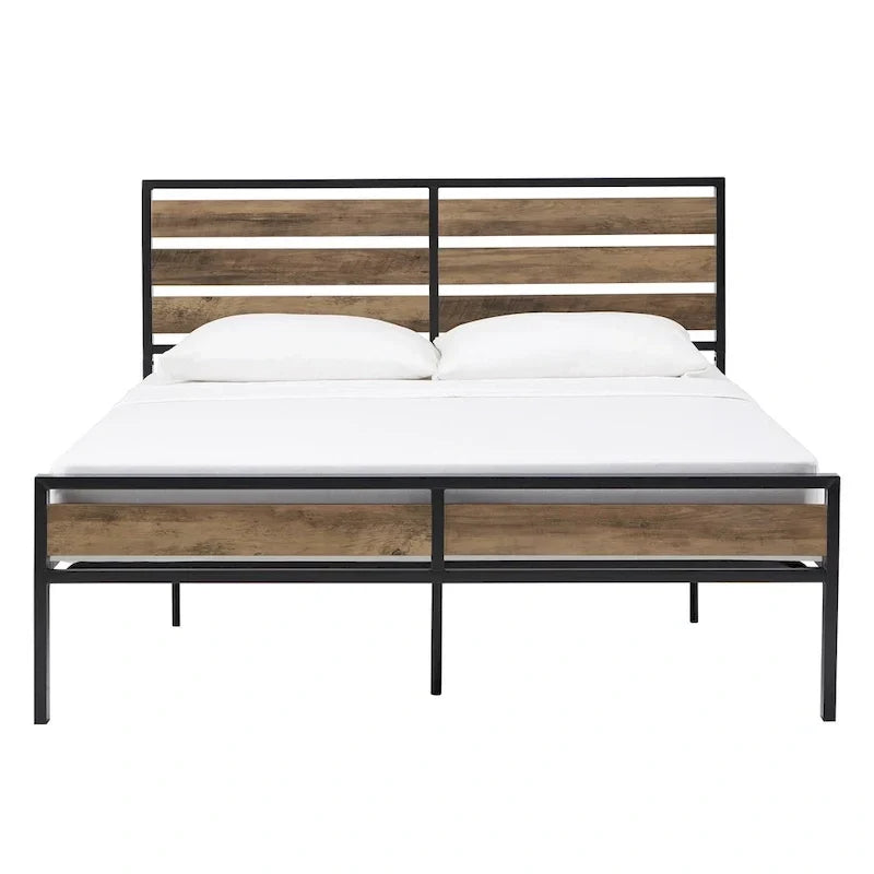 Lit plateforme bas en métal Aabira avec panneaux finition bois par iNSPIRE Q Classic