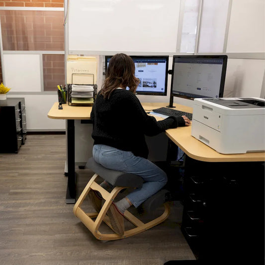 Chaise ergonomique à genoux RRI Goods, chaise de bureau rembourrée confortable pour le soutien de la posture, tabouret à bascule incliné