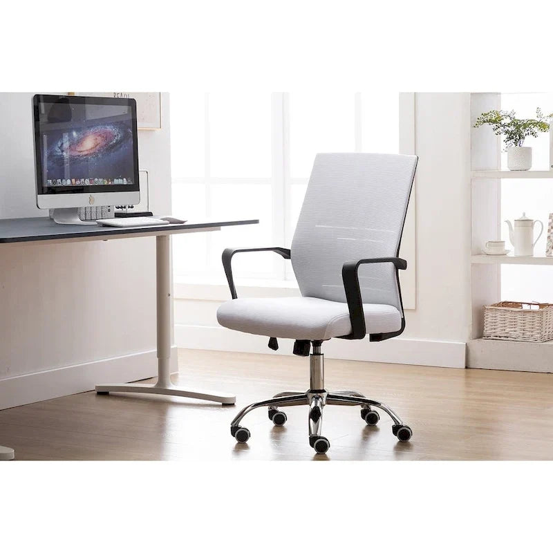 Chaise de bureau ergonomique en maille Balzac Porthos Home avec base à roulettes chromée