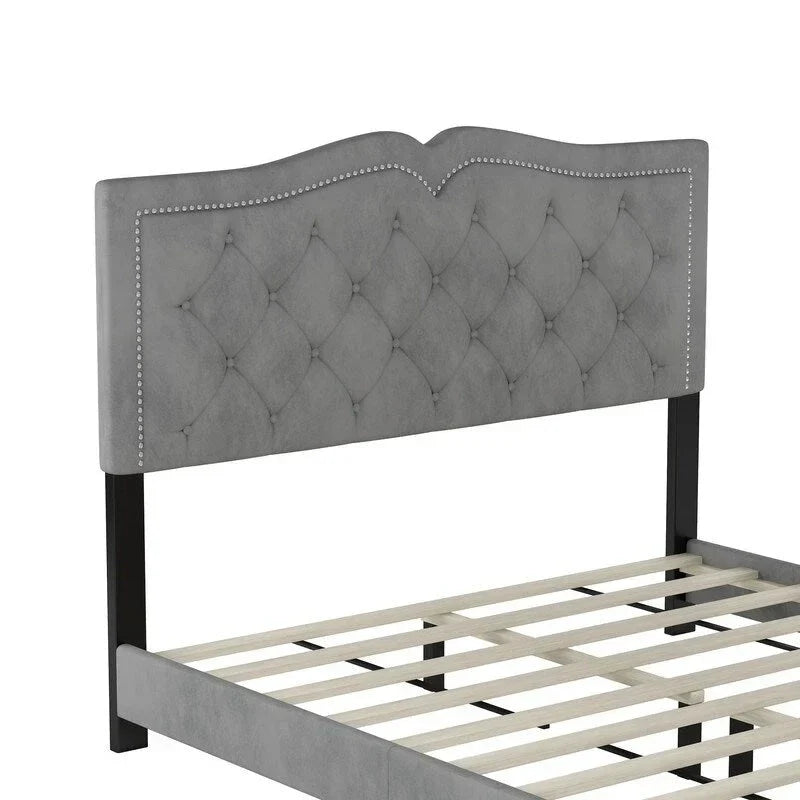 Cadre de lit tapissé Queen Size avec design riveté, lit plateforme moderne en velours avec tête de lit capitonnée