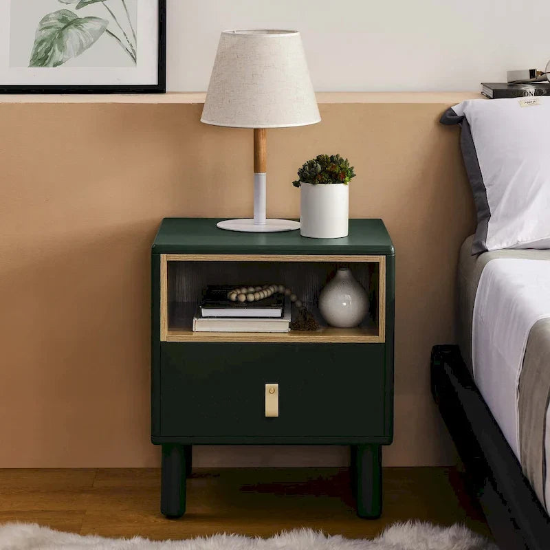 Table de chevet de style moderne avec tiroir
